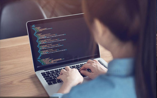新昌 api php源码,下载的php源码怎么运行呢？